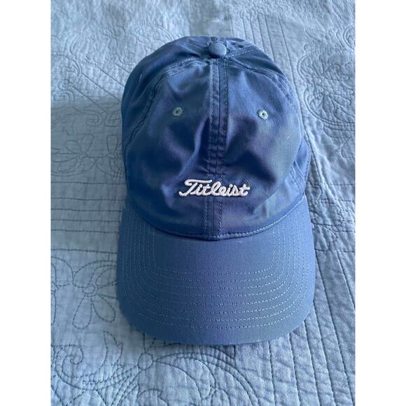 Ladies Titleist Hat Blue Pre Owned - Picture 1 of 4